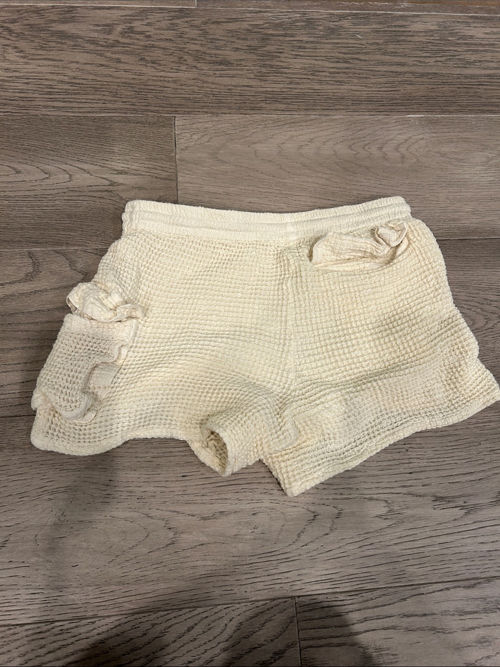 DONNI. Cream Waffle Knit Cargo Shorts - Picture 5 of 5